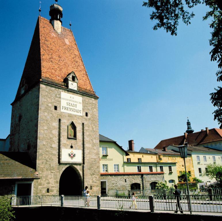 Hotel Hubertus Freistadt Exterior photo